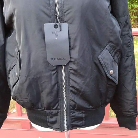NWT! Pull & Bear medium black zippered jacket - Picture 2 of 9